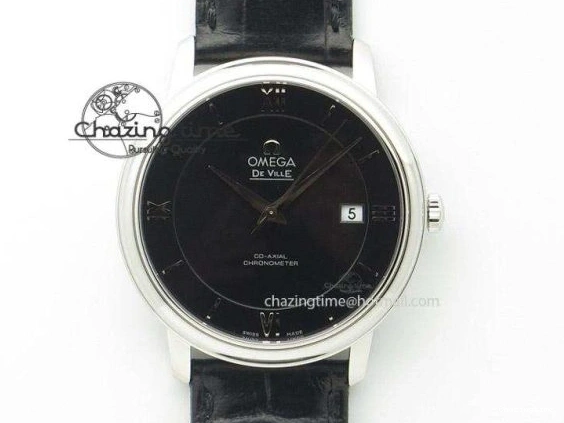 1228 Vibrant Speedmaster JHF SS Snoopy Award 45th Anniversary White Dial On Black Leather Strap 8238